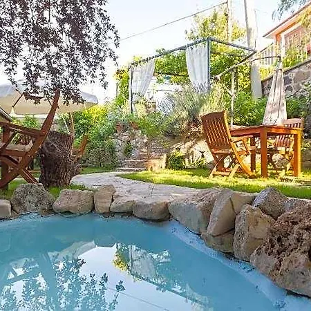 Hotel Cunda Esen 3*